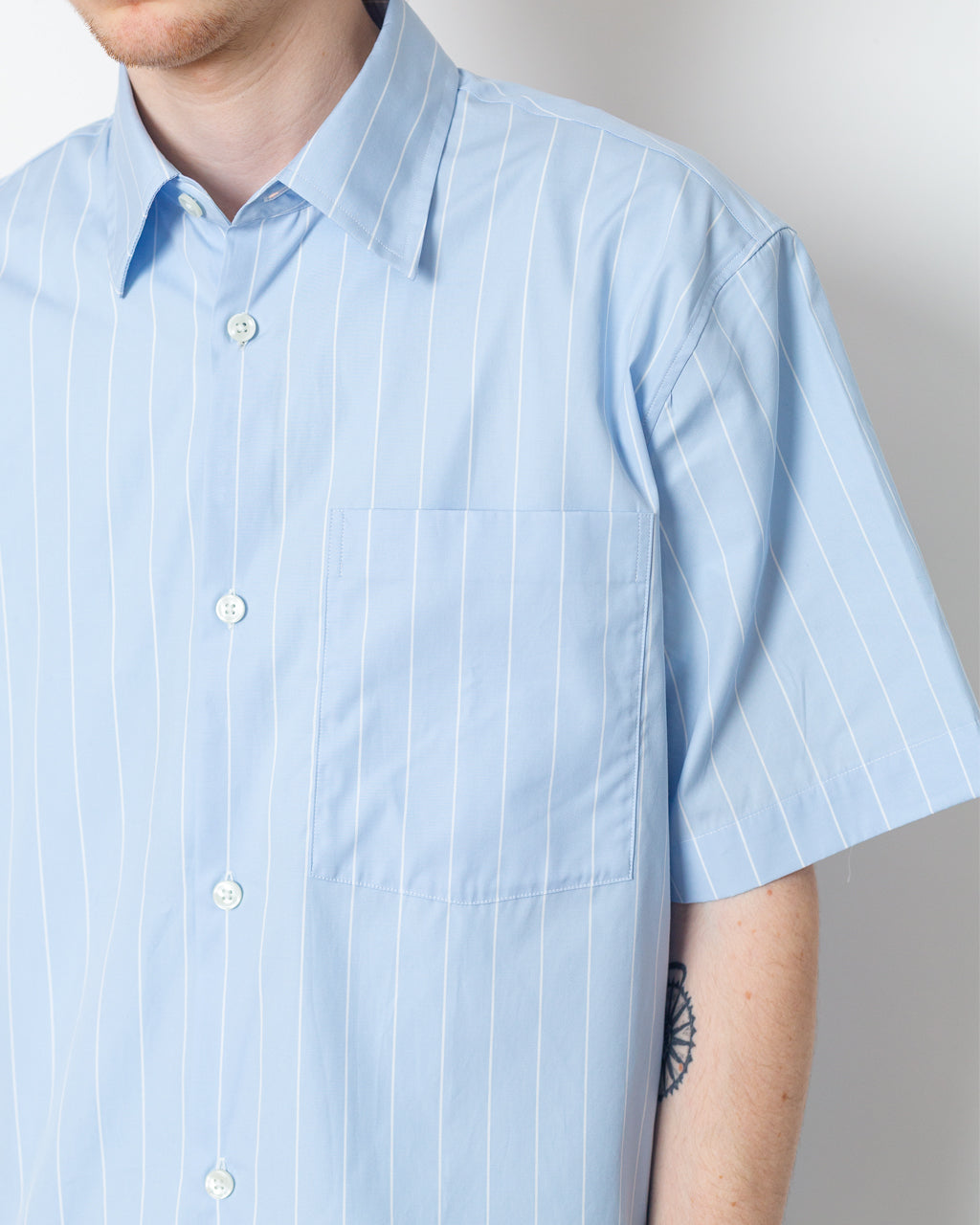 Anraslund Classic Stripe S/S Shirt - Cashmere Blue
