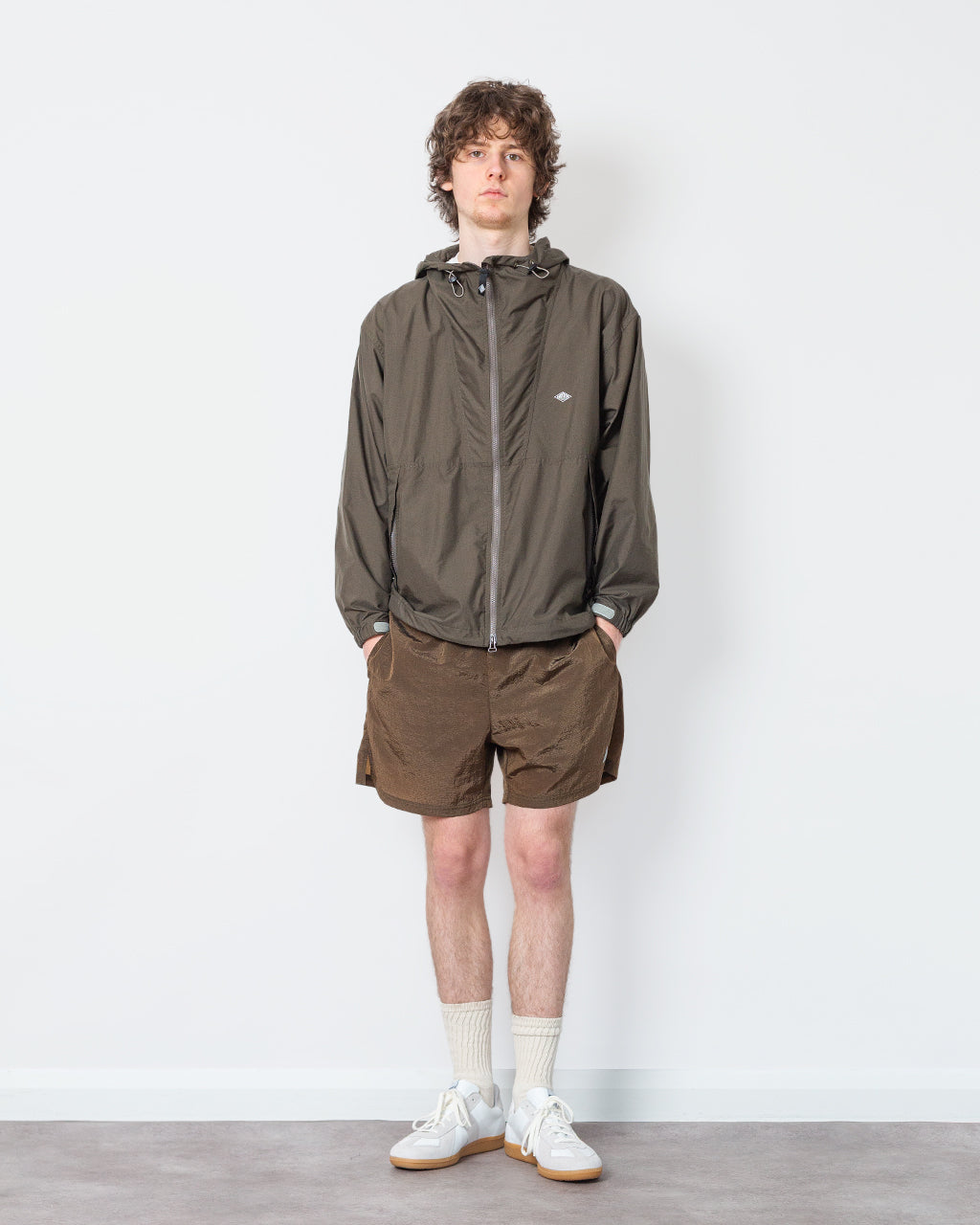 Helder 5 Inch Short - Brown