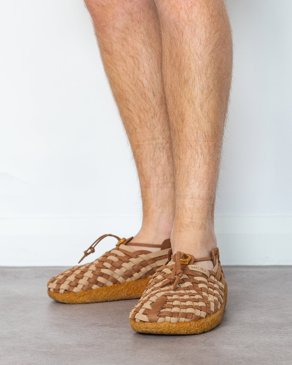 Latigo - Walnut/Tan