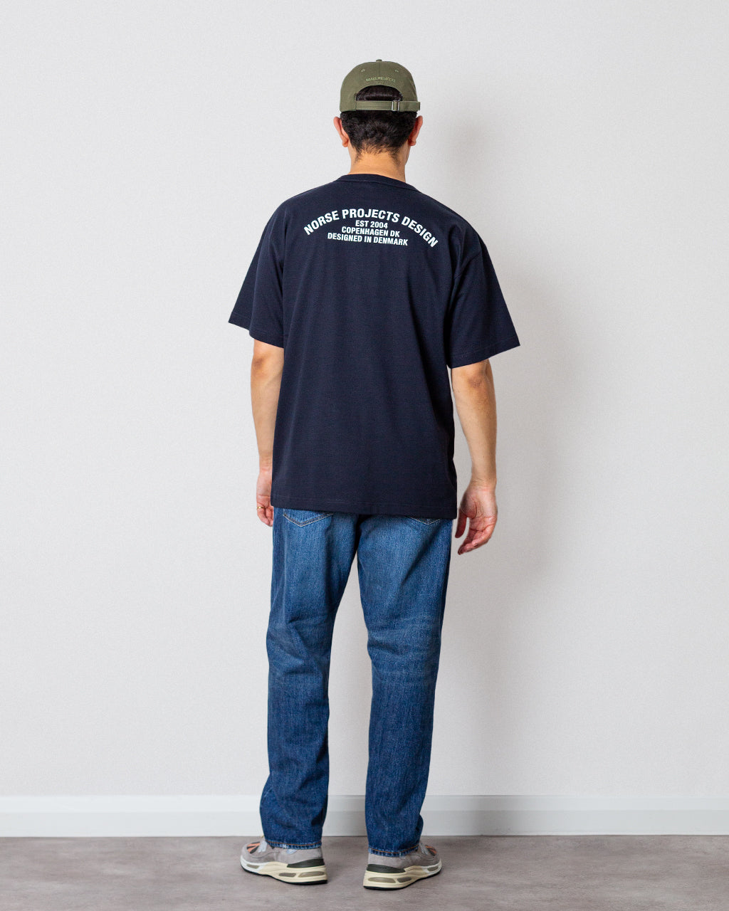 Snekkersten Arch Tee - Dark Navy