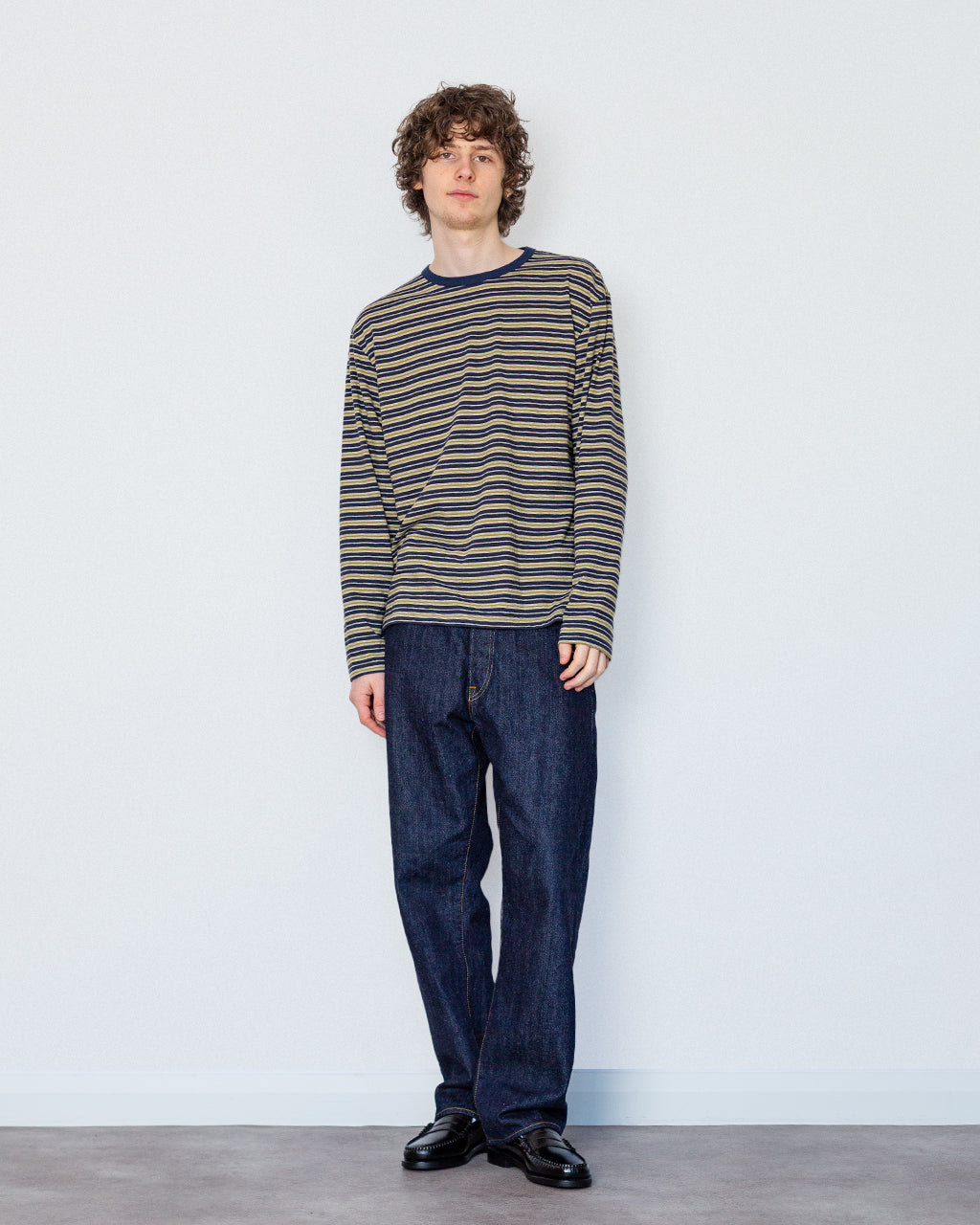 Another T-Shirt 3.0 - Navy/Olive