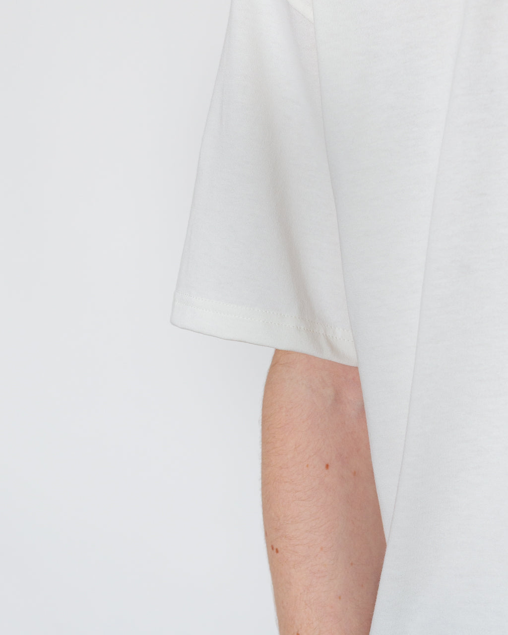 Sturdy Pocket T-Shirt - White