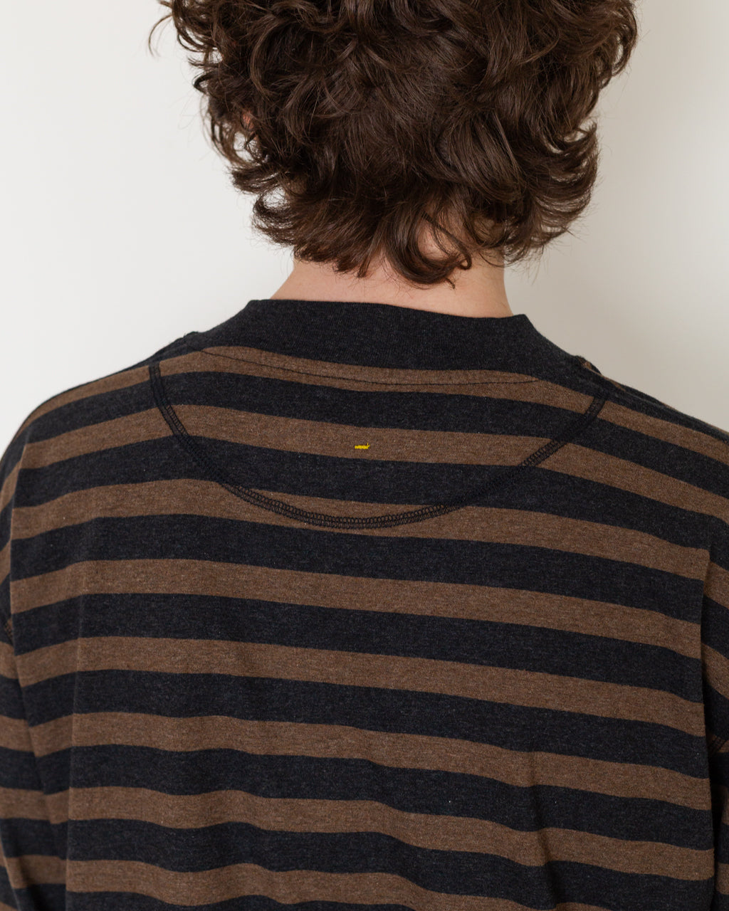 CREW NECK MATELOT - Off Bark/Black