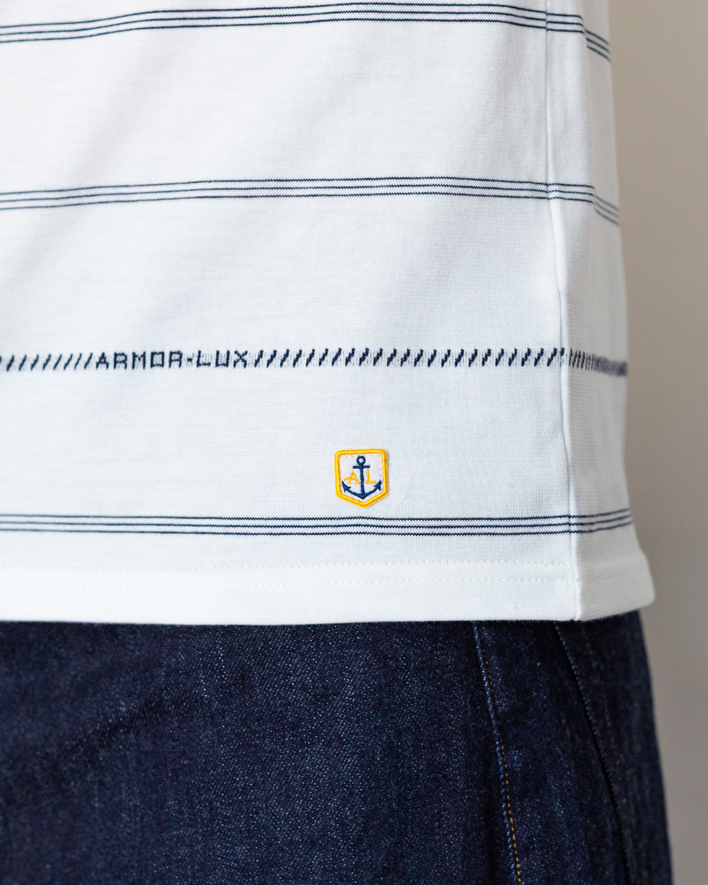 Spellout T-Shirt - Milk/Navy