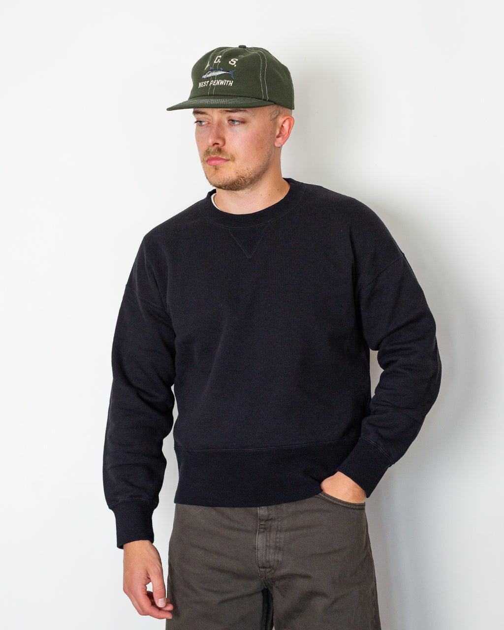 Court Sweatshirt - Black