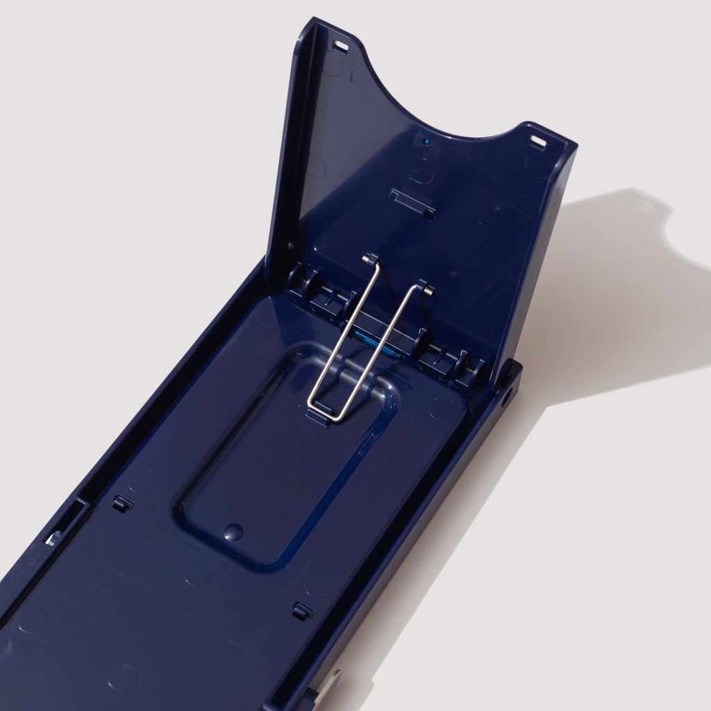 ISETO / BEAMS JAPAN FOLDING TABLE - Navy