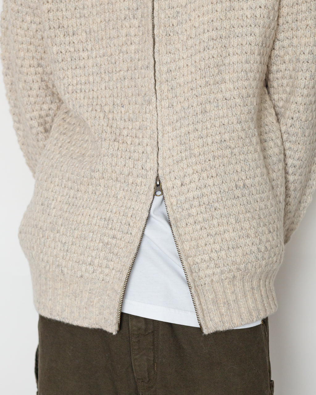 Full Zip Style Popcorn Pattern - Off White
