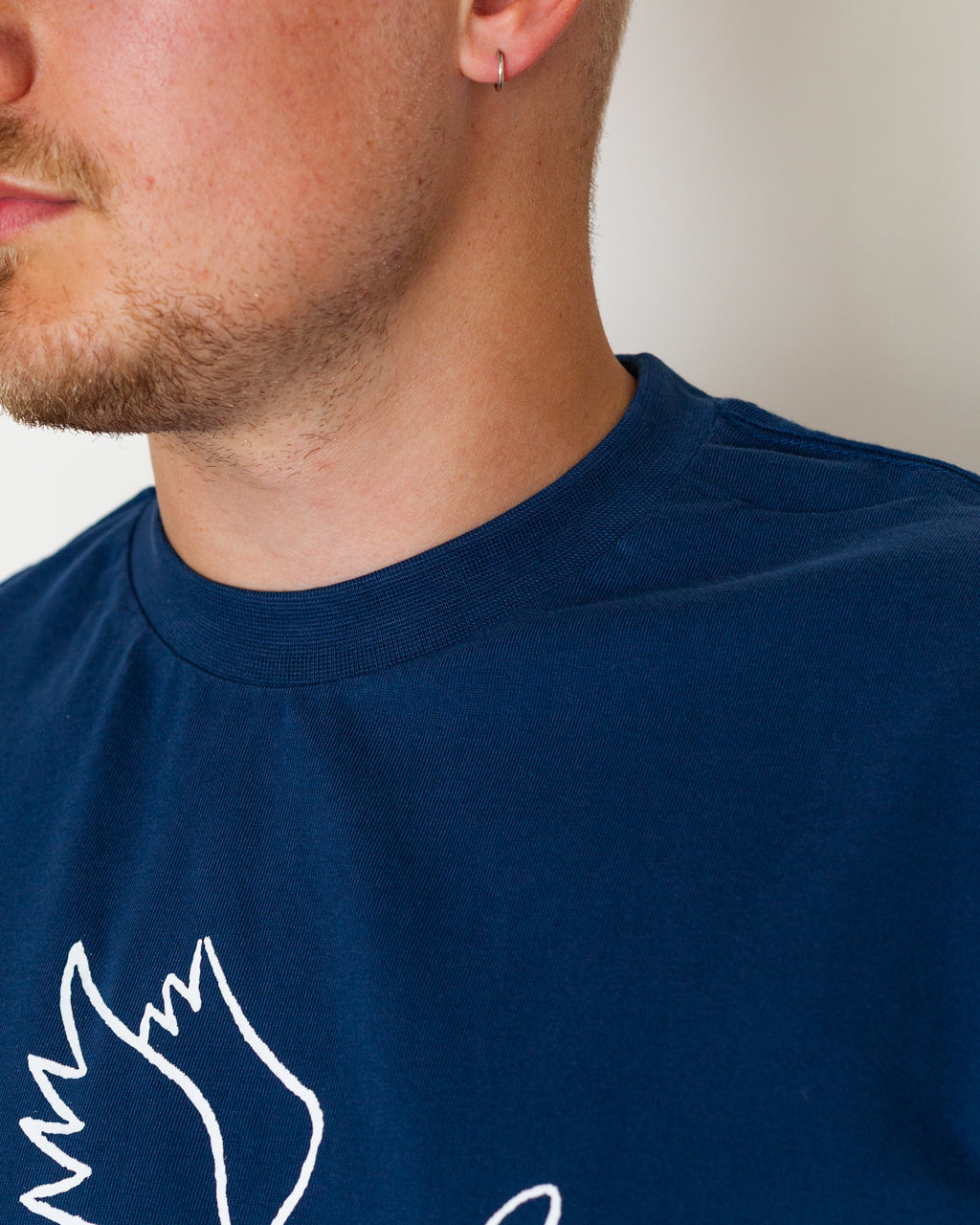 Dove Tee - Navy