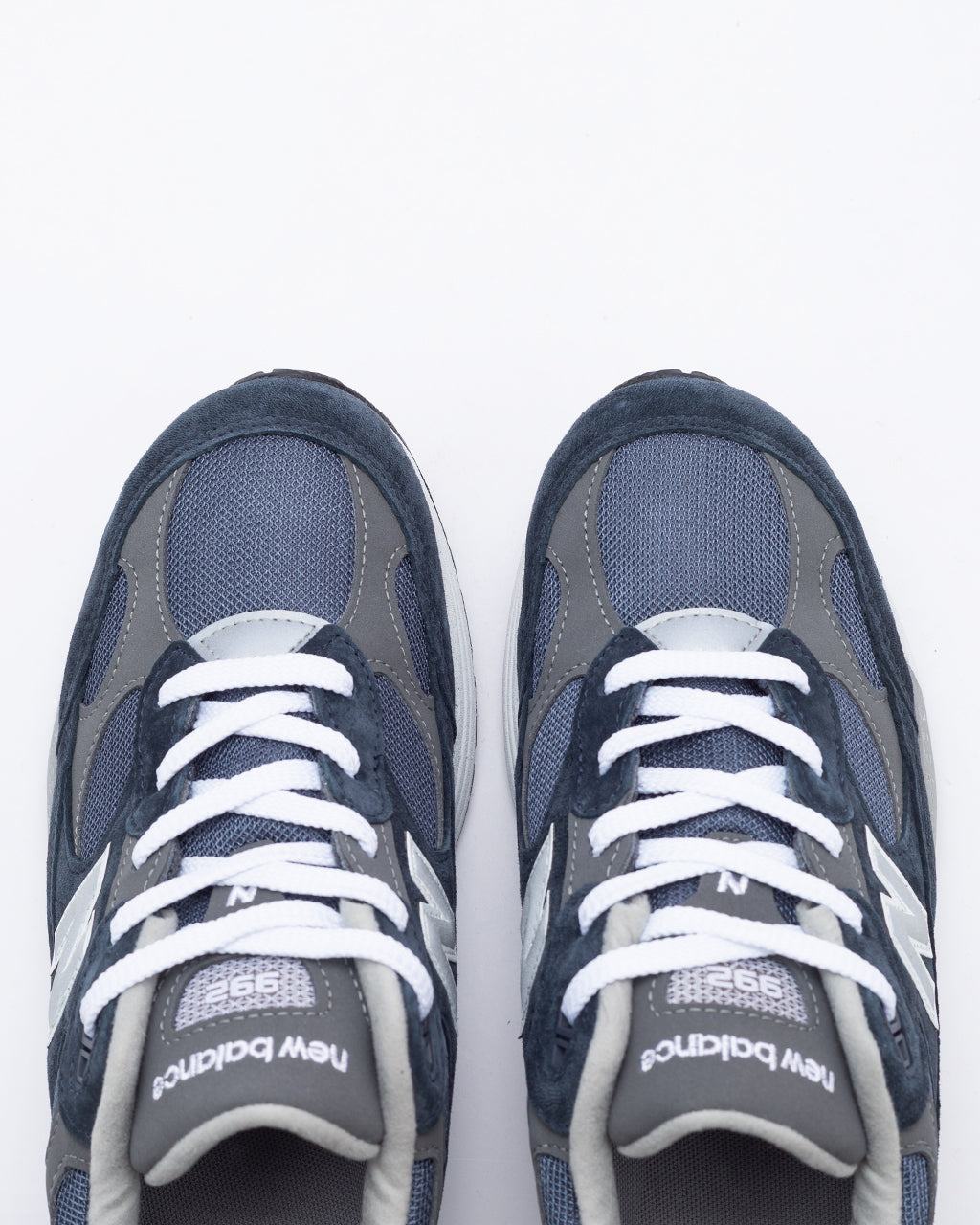 992 NY - Navy/Grey/Silver Metallic