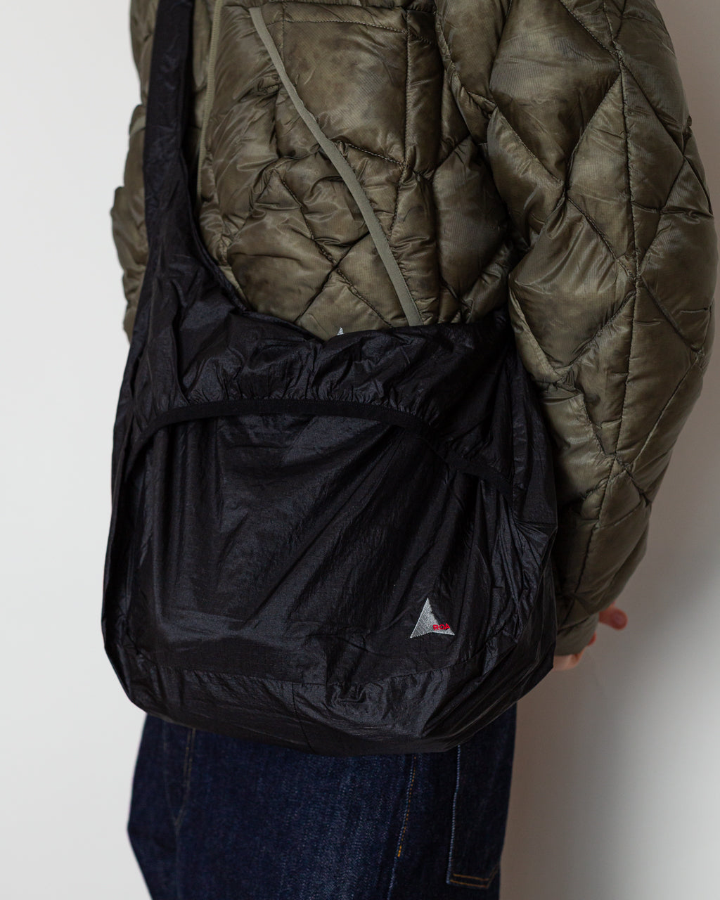 LAKI Packable Knot Bag - Black