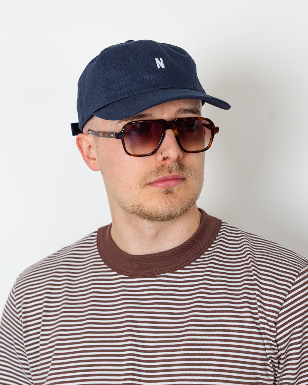 Fraser - Tortoise/Claret Gradient