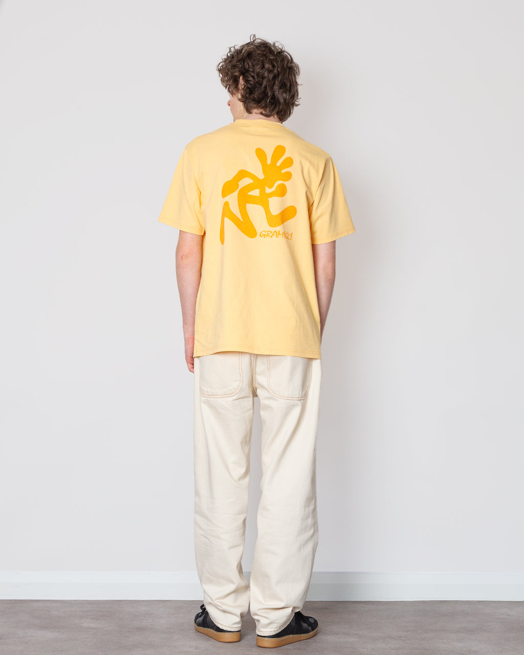 Running Man Tee - Mango