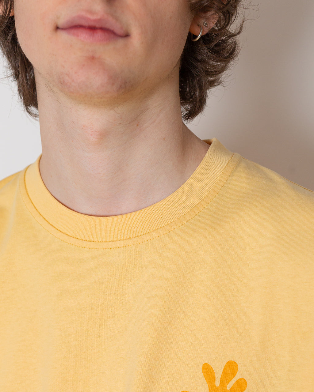 Running Man Tee - Mango