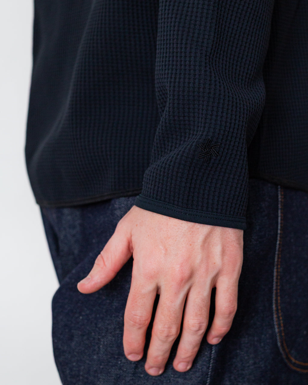 Waffle Light L/S T-Shirt - Black