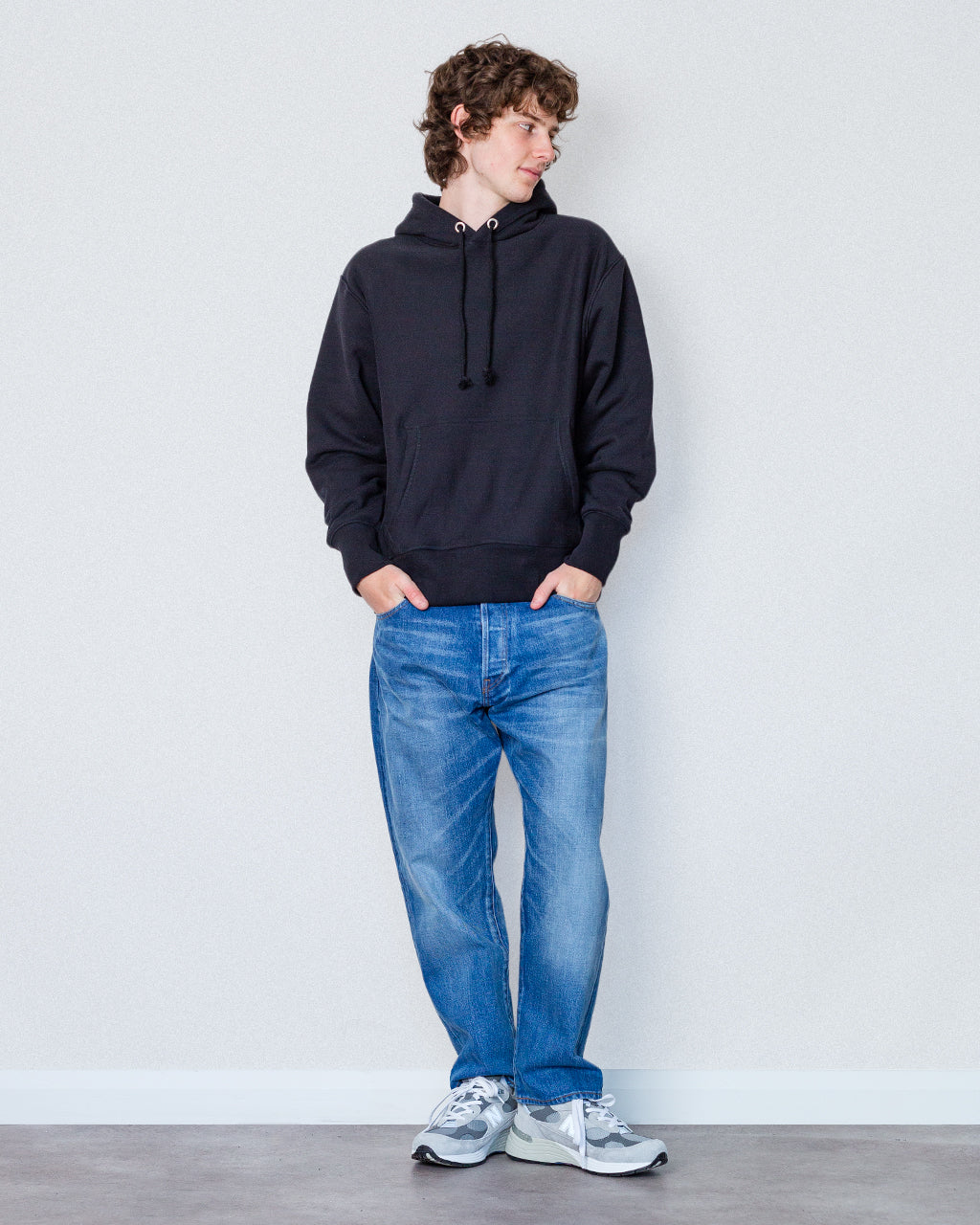 Super Weight Hoodie - Black