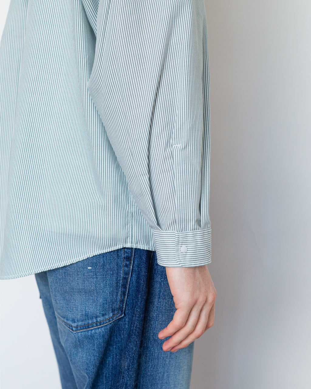 Dot Button B.D. Shirt - White/Green Stripe