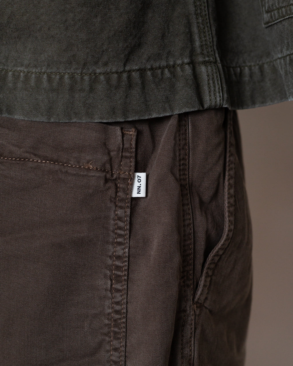 Gregor Shorts 1154 - Mabel Husk