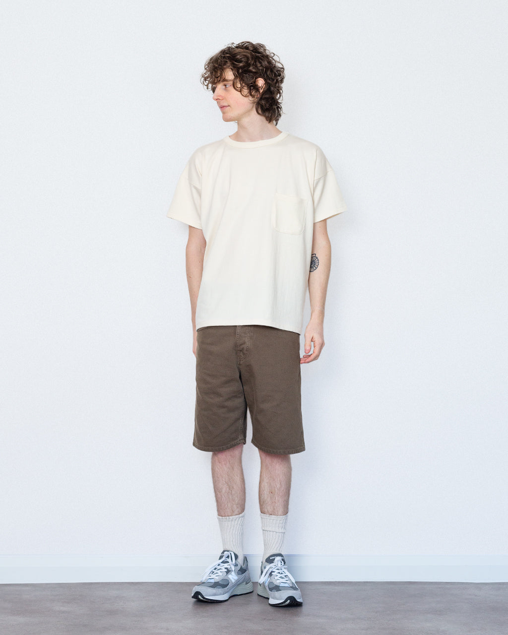 LOT 601 - T-Shirt - Ivory