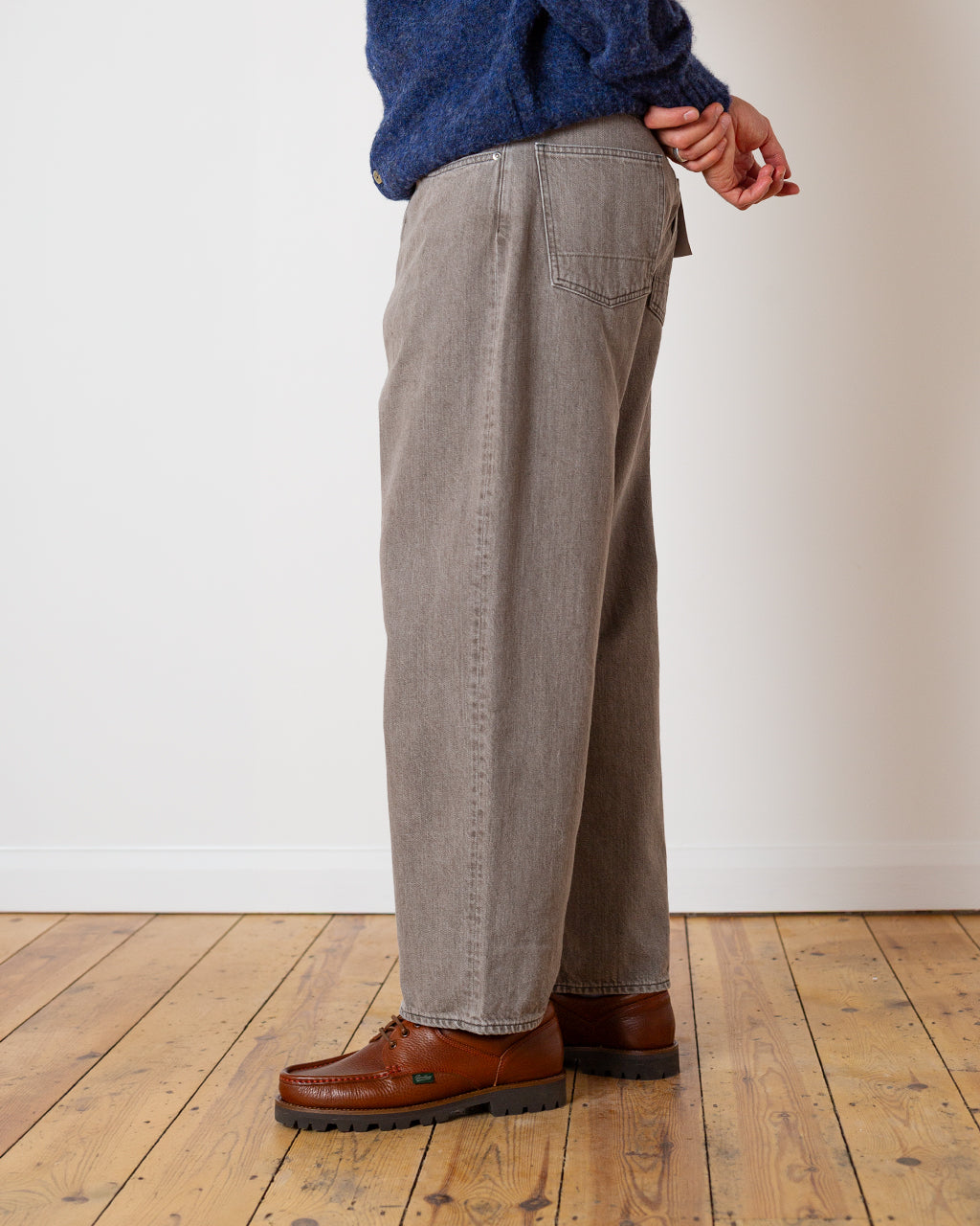 Relaxed 5 Pocket Jean - Washed Mocha