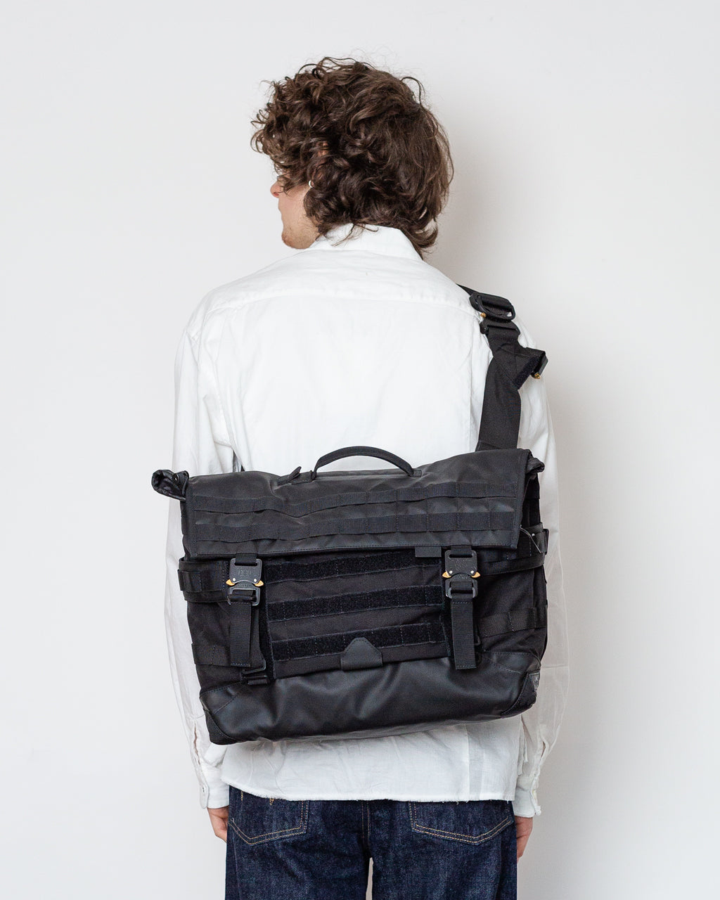 NXL Medium Messenger Tech-Line - Black