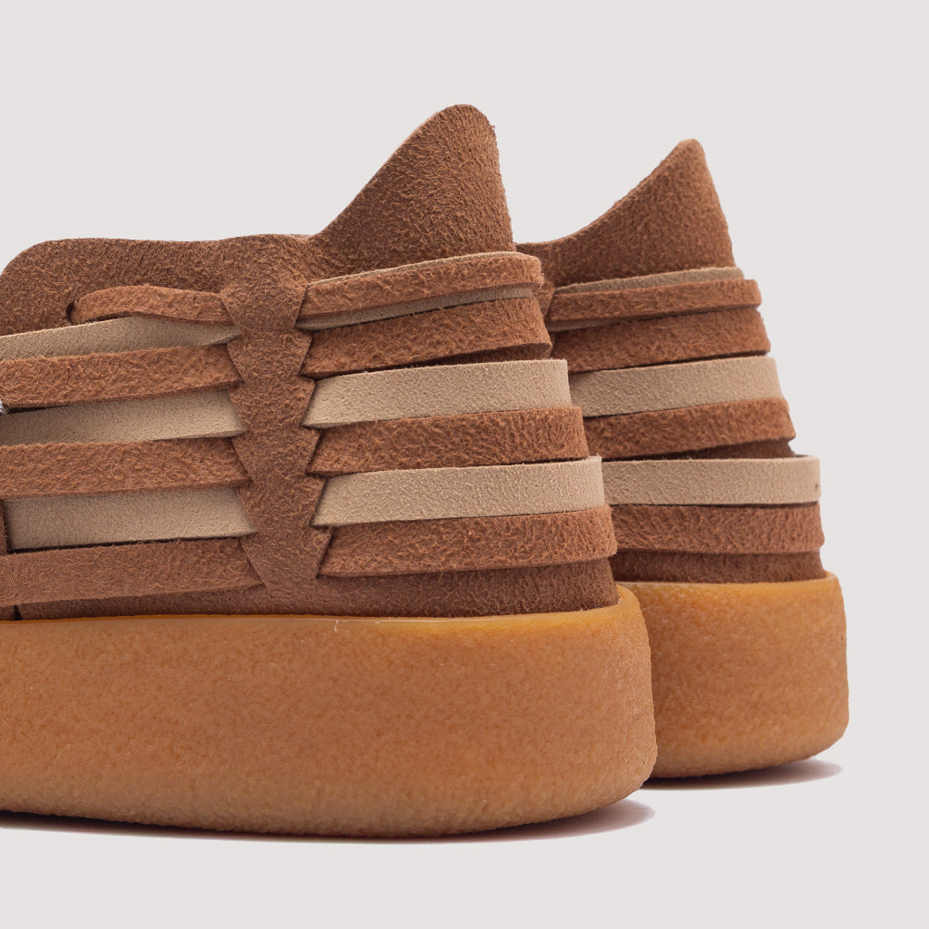 Latigo - Walnut/Tan
