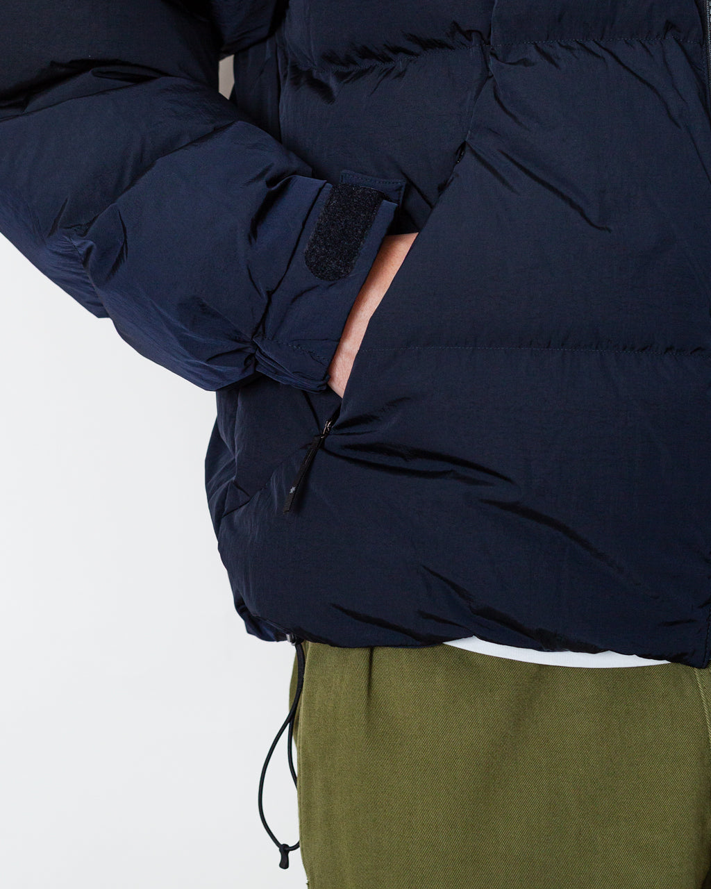Dope Dyed Ripple Nylon Down Jacket - Dark Navy